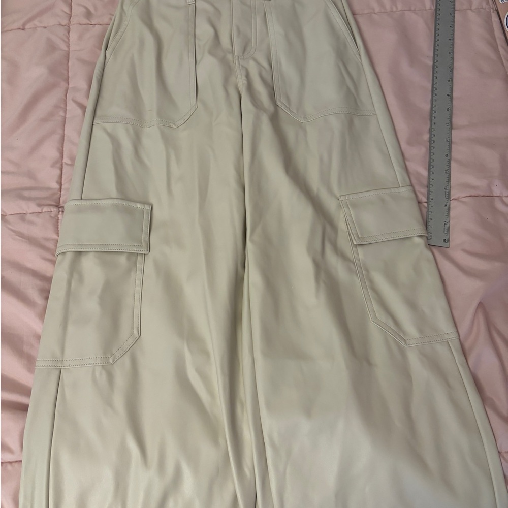 Women's Cream Cargo Pants